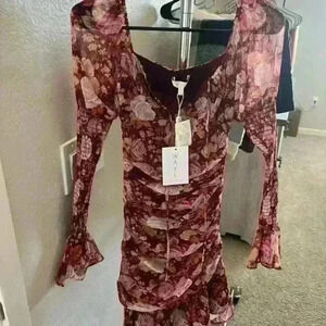 WAYF Ruffle Ruched Maroon red Floral Mini Dress Long Sleeve